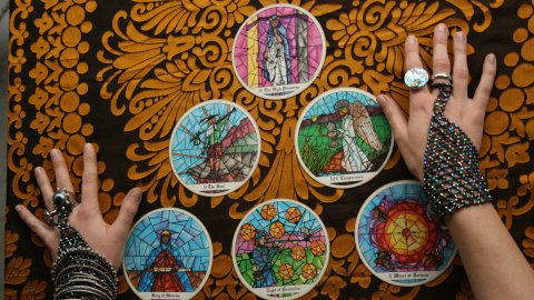 GEÇMİŞ YAŞAM TAROTU