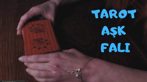 Tarot Aşk Falı Baktır